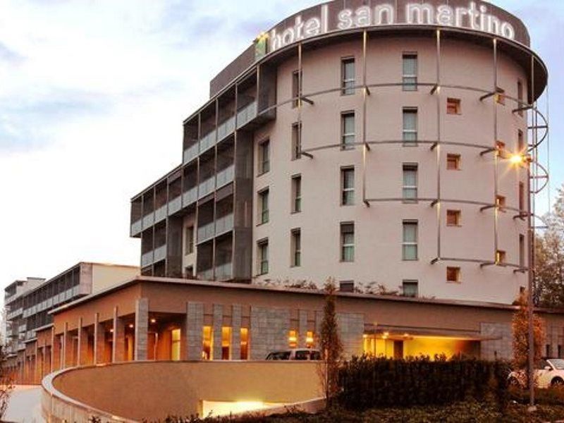 Hsm Hotel San Martino Garbagnate Monastero Exterior photo