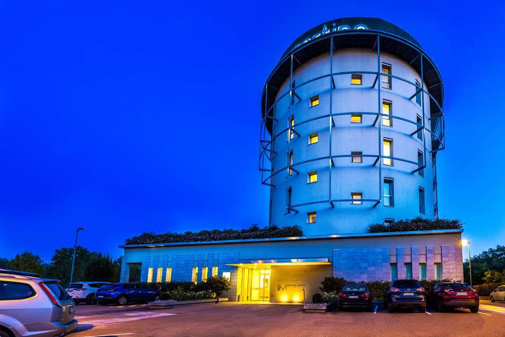 Hsm Hotel San Martino Garbagnate Monastero Exterior photo
